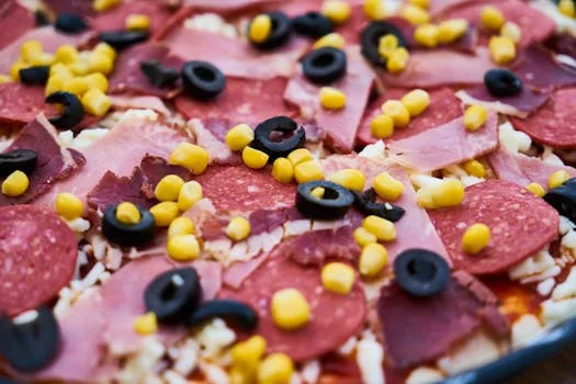 meat lovers pizza pepperoni sausage bacon